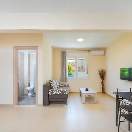 Theodore Skála Marión