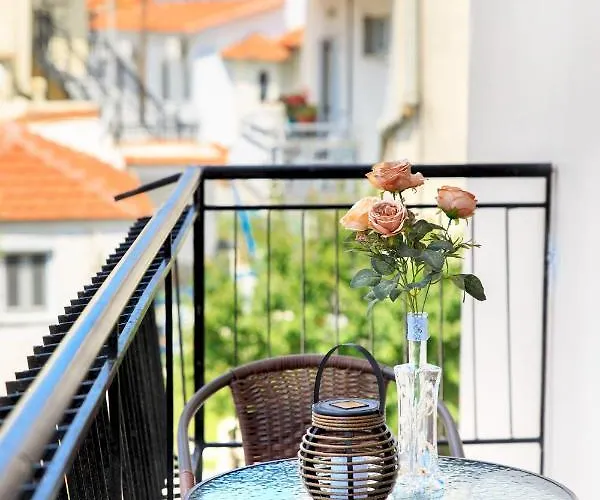 Theodore Lägenhet Skála Marión